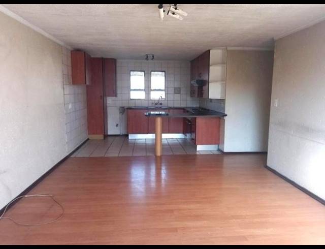 3 BEDROOM APARTMENT FOR SALE IN GROBLERPARK